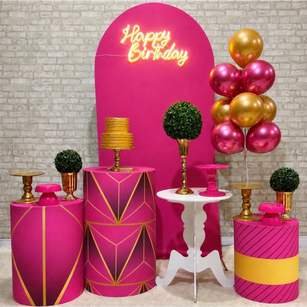 Happy Pink Romano - Léo Borges 