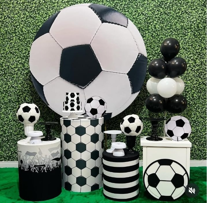 Futebol - Bola - Léo Borges 