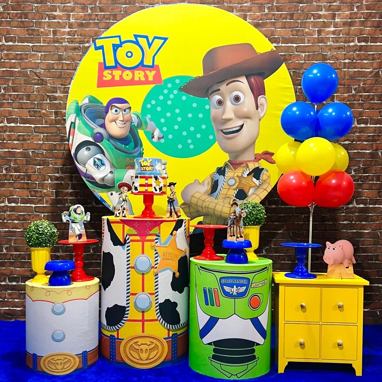 Toy Story - Léo Borges 