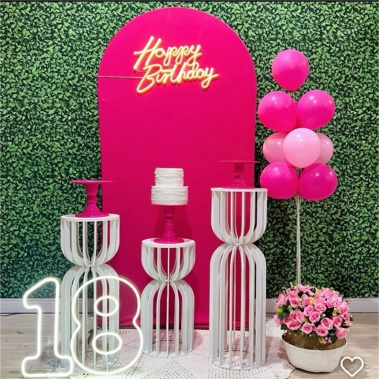 Happy Birthday Pink - Léo Borges 