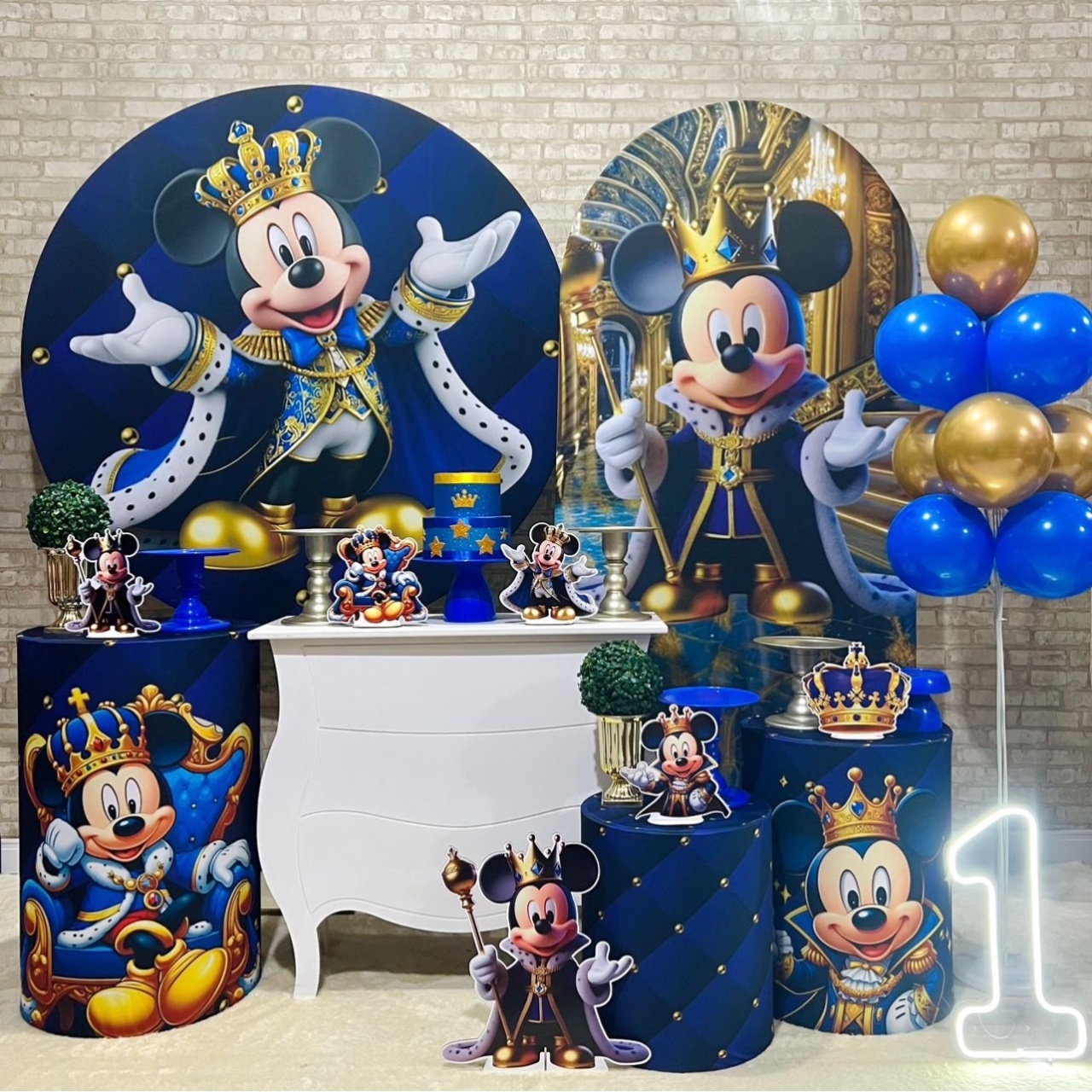 Mickey Realeza Com Romano - Léo Borges 