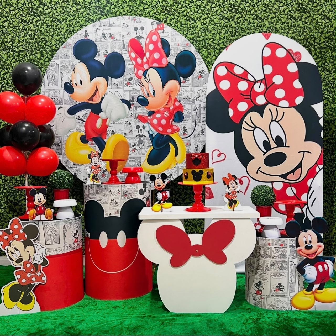Mickey E Minnie Com Romano Minnie - Léo Borges 