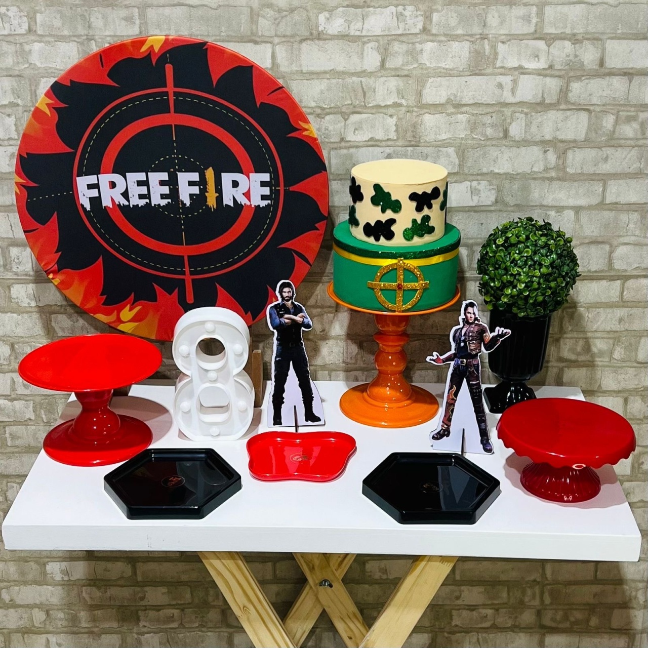 Kit de Mesa - Free Fire  - Léo Borges 