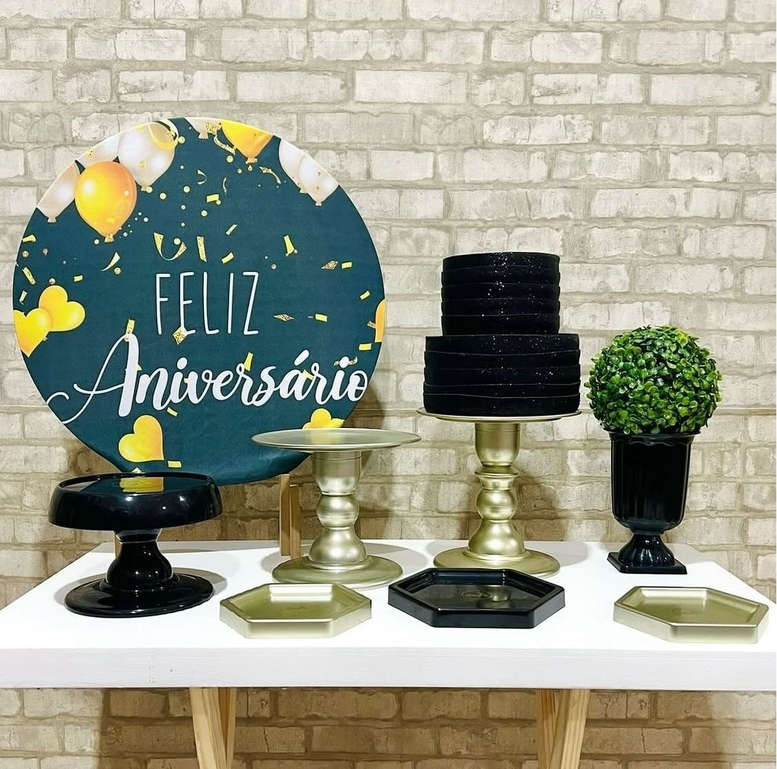 Kit de Mesa - Feliz Anivesario - Léo Borges 
