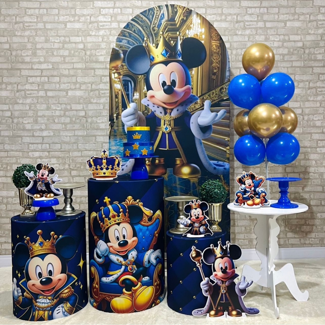 Mickey Realeza Romano - Léo Borges 
