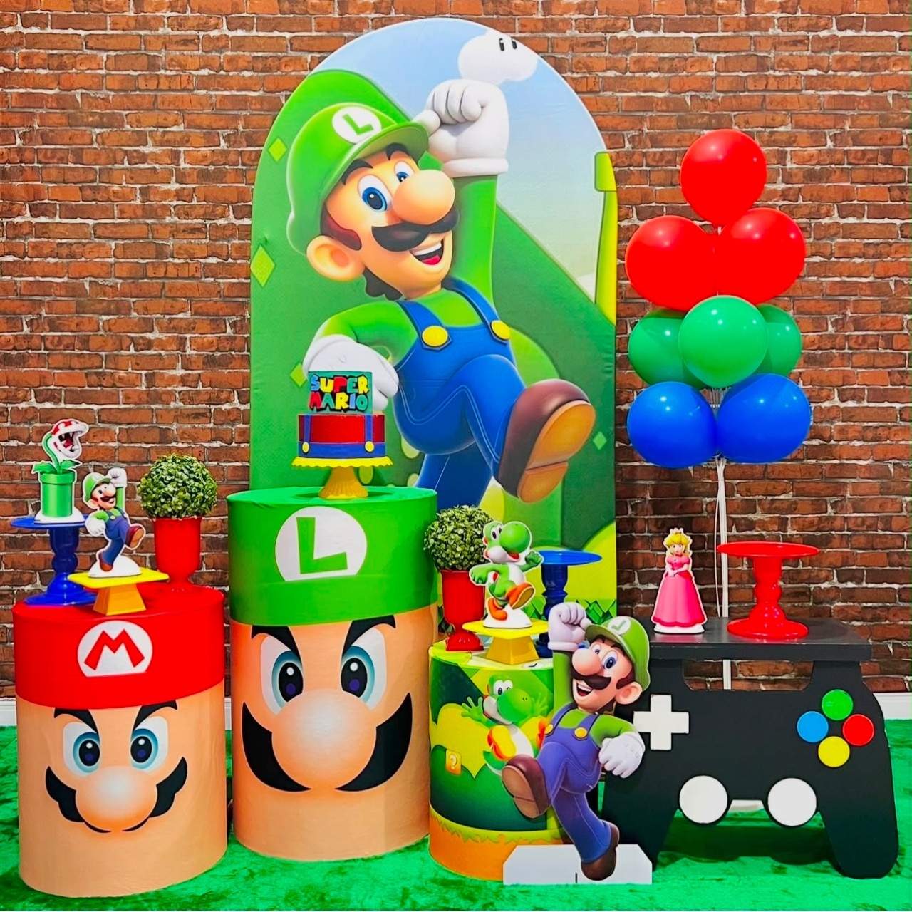 Super Mario Romano Luigi - Léo Borges 
