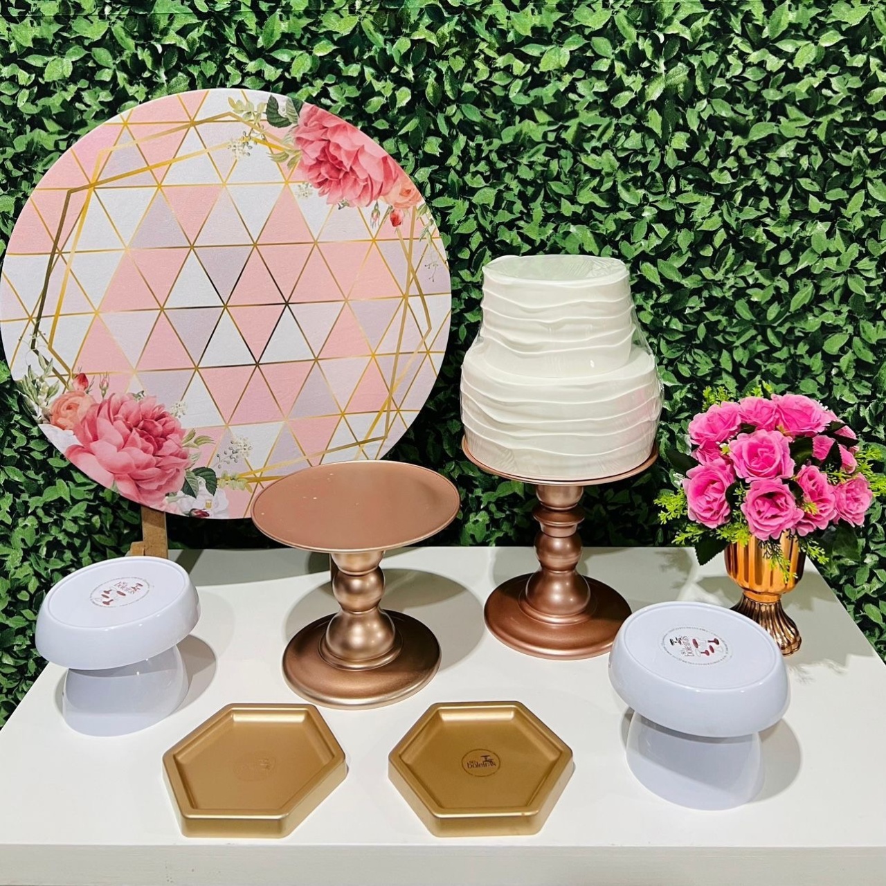Kit de Mesa - Rosas Geométricas  - Léo Borges 