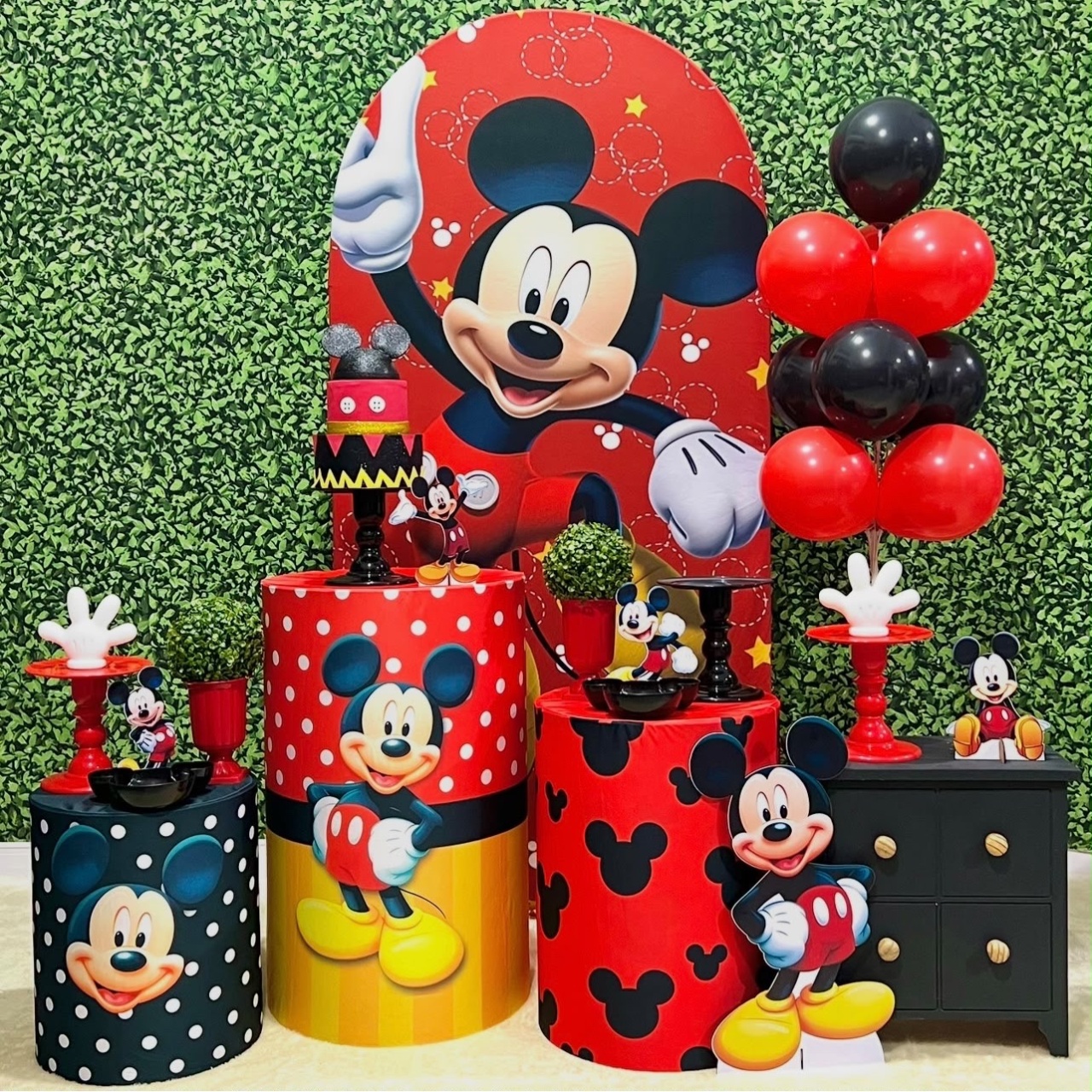 Mickey Ii Romano - Léo Borges 
