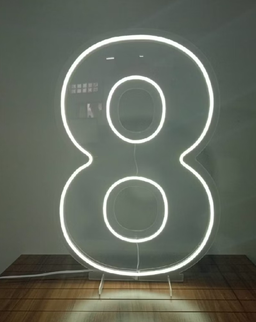 Led Número 8 - Gê Locação 