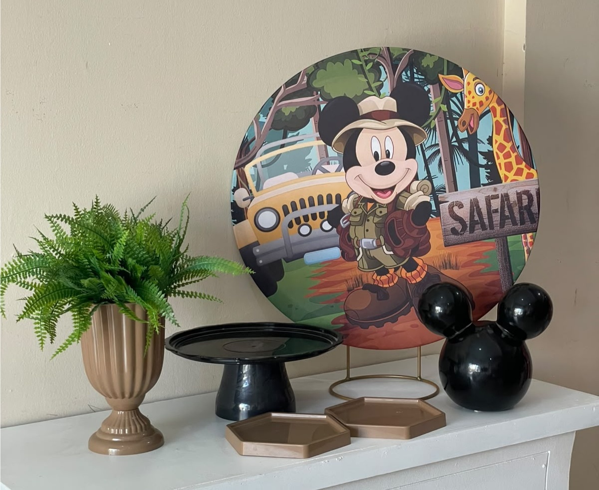 Mickey Safari - Gê Locação 