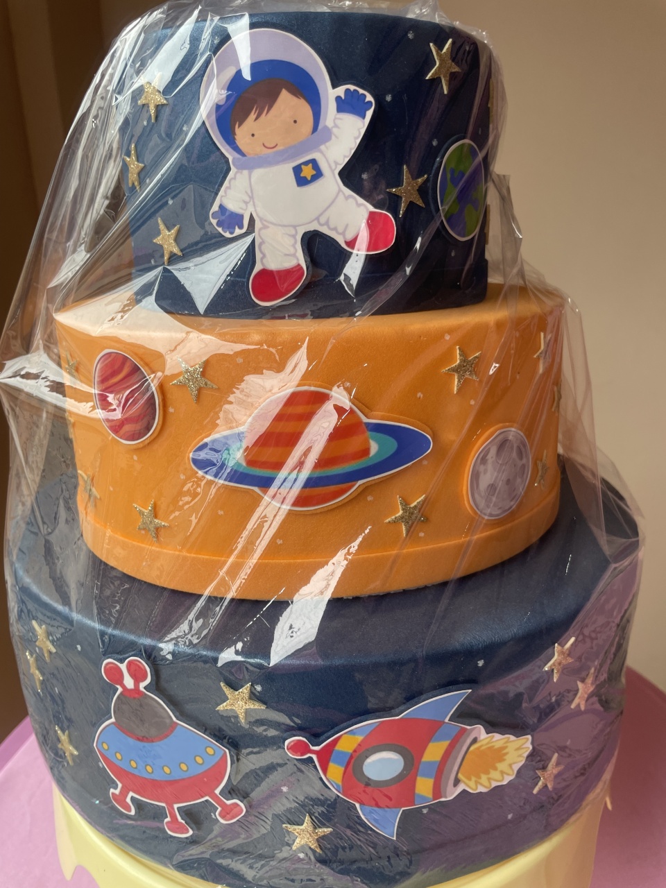 Bolo Facke Astronauta - Gê Locação 