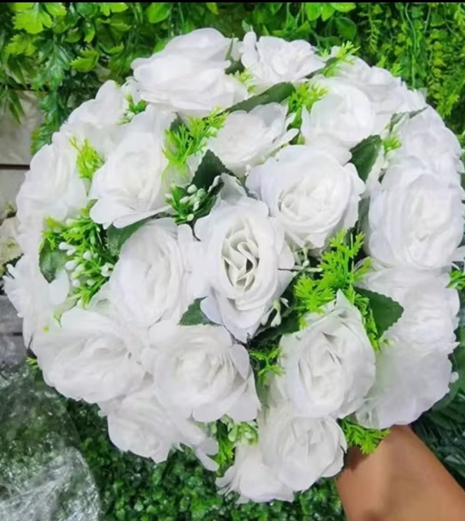 Flores Artificial Brancas - Gê Locação 
