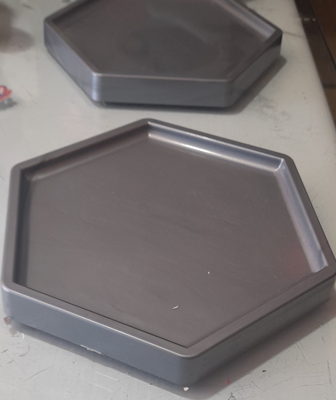Bandeja Hexagonal Acrilico - Atelier Fernànda Ferreira