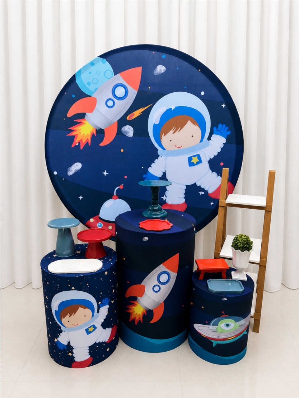 Astronauta 🚀 - ALEGRÔ FESTAS