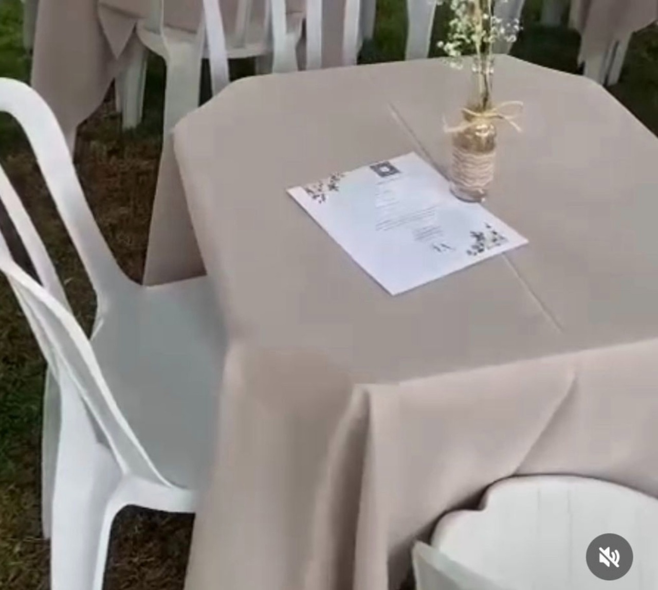 Toalha Quadrada Bege - Lis Mesa Posta