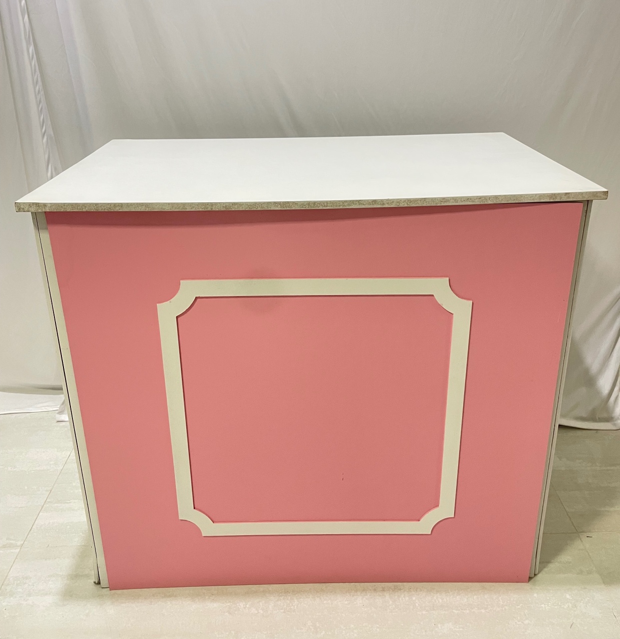 Mesa Rosa Com Branco  - Girassolfestas