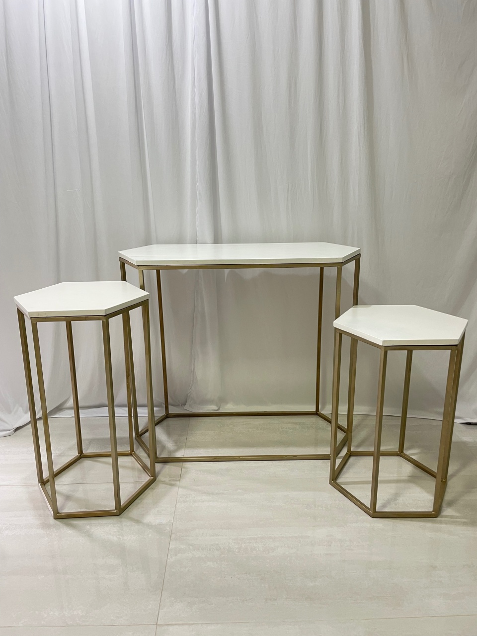 Trio Mesa Dourada Tampo Branco  - Girassolfestas