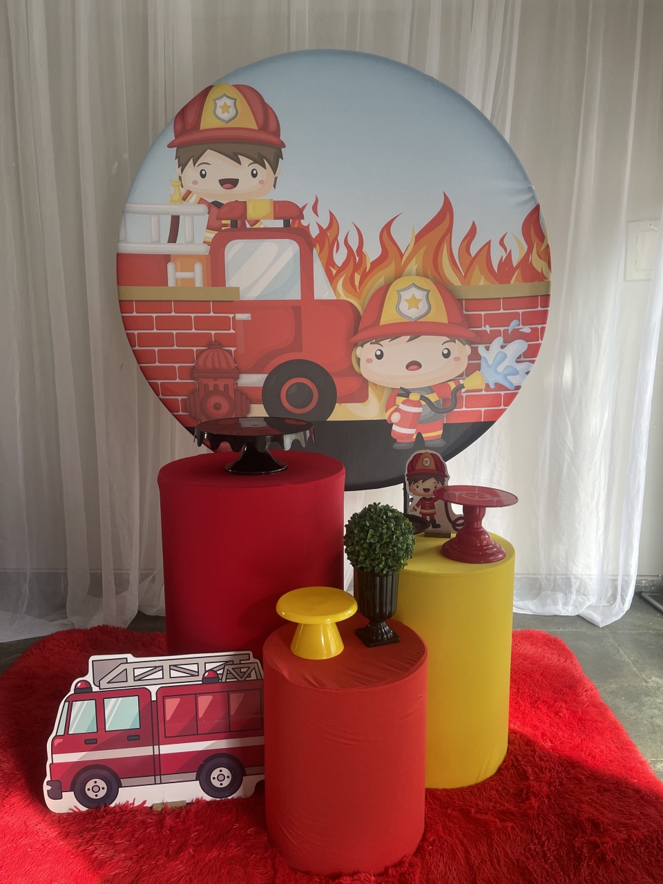 Bombeiro Basi - Mary festas 
