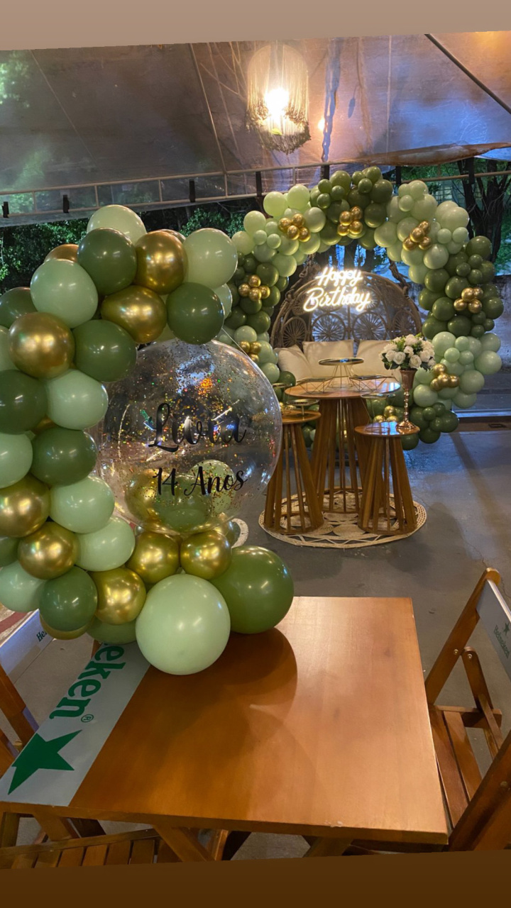Decoração Com Balões Verde - Mary festas 