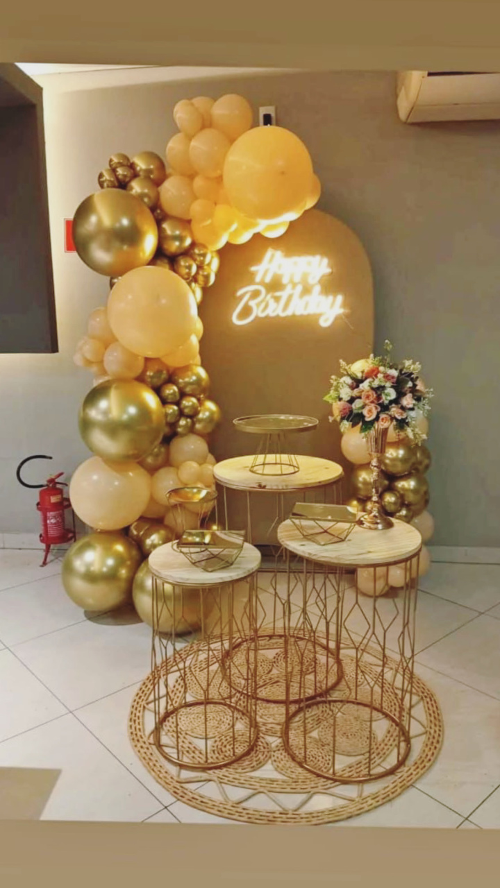 Dec Bege C Dourado - Mary festas 