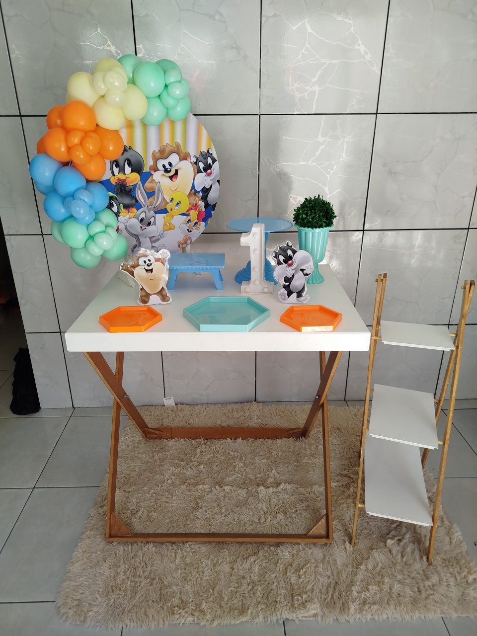 Looney Tunnes  - MINI FEST