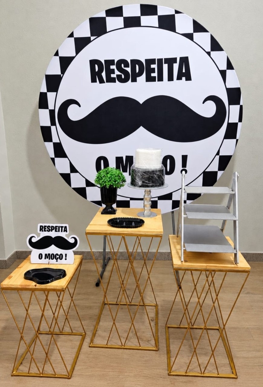 Decoração Bigode Mesa de Ferro - Ph Pegue e Monte
