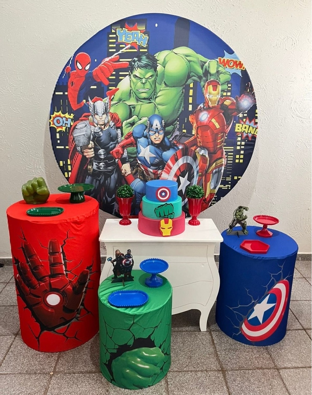 Vingadores 1 Kit Ouro  - Ph Pegue e Monte