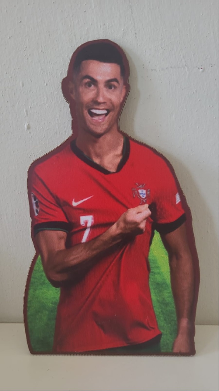Display Cristiano Ronaldo 3 - Ph Pegue e Monte