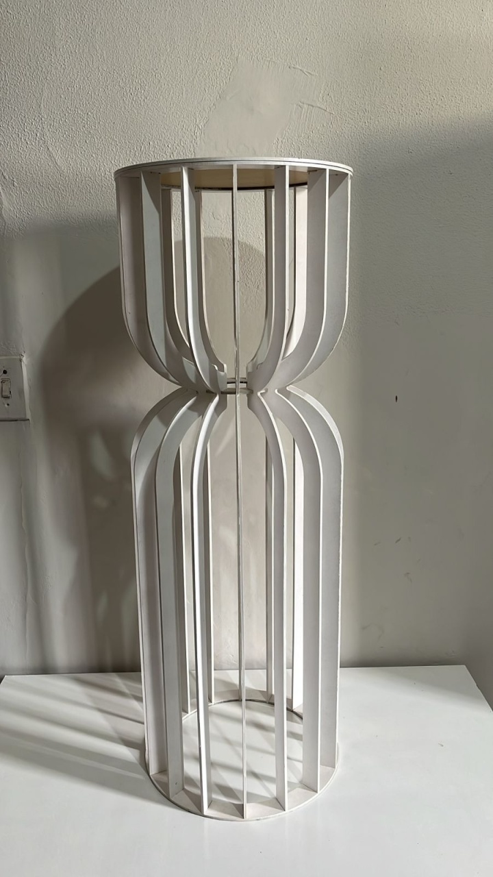 Mesa Ampulheta G - Ph Pegue e Monte
