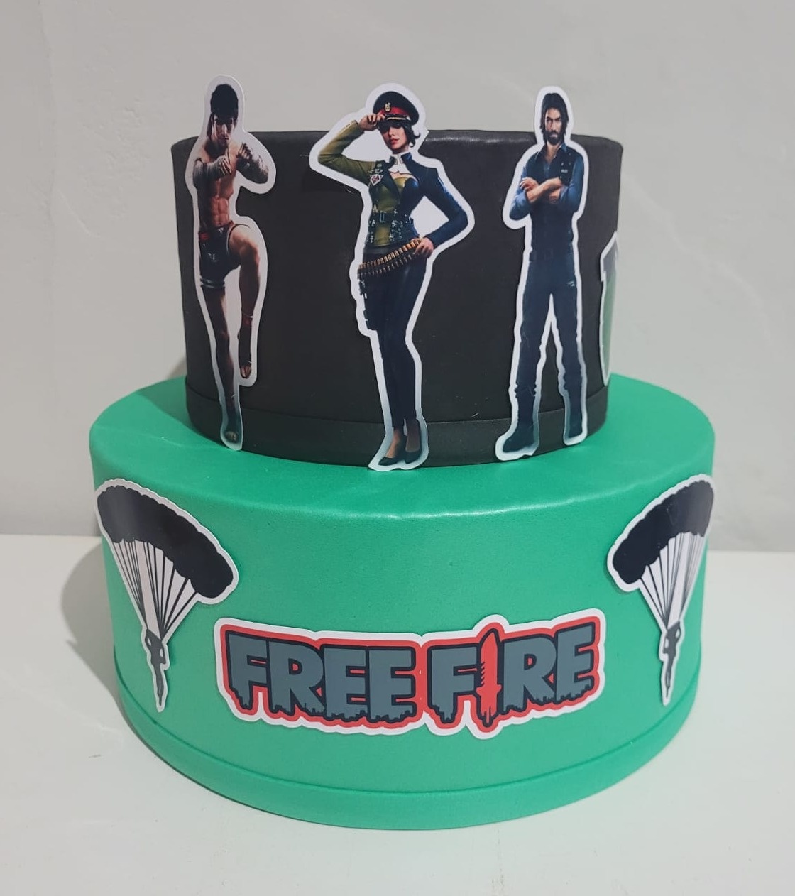Bolo Free Fire - Ph Pegue e Monte