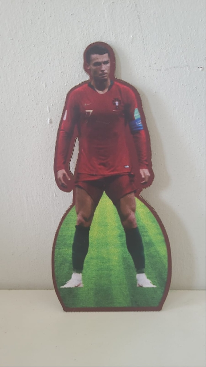 Display Cristiano Ronaldo 5 - Ph Pegue e Monte