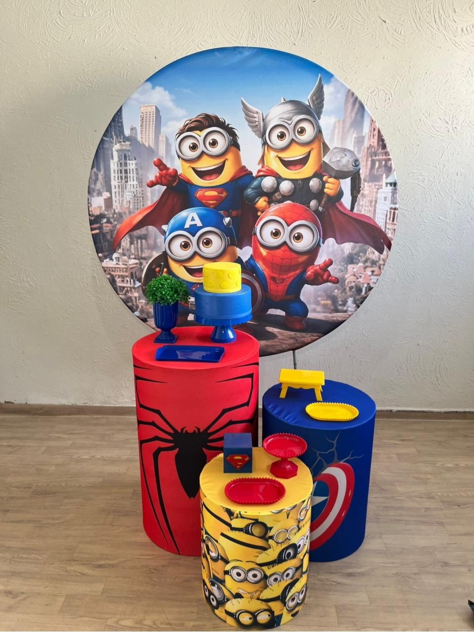 Minnions Heróis  Kit Prata  - Ph Pegue e Monte