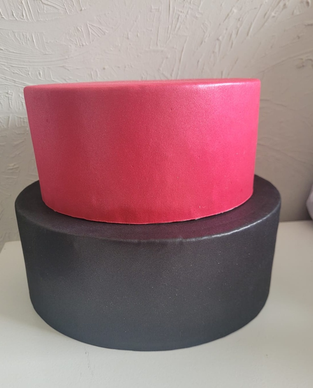 Bolo Preto/Vermelho - Ph Pegue e Monte