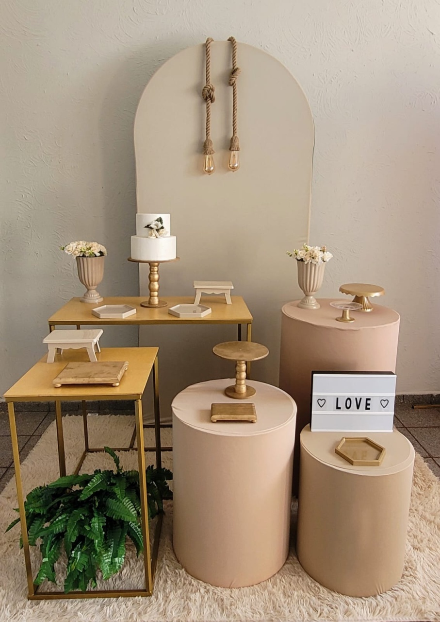 Decoração Nude E Dourado - Ph Pegue e Monte
