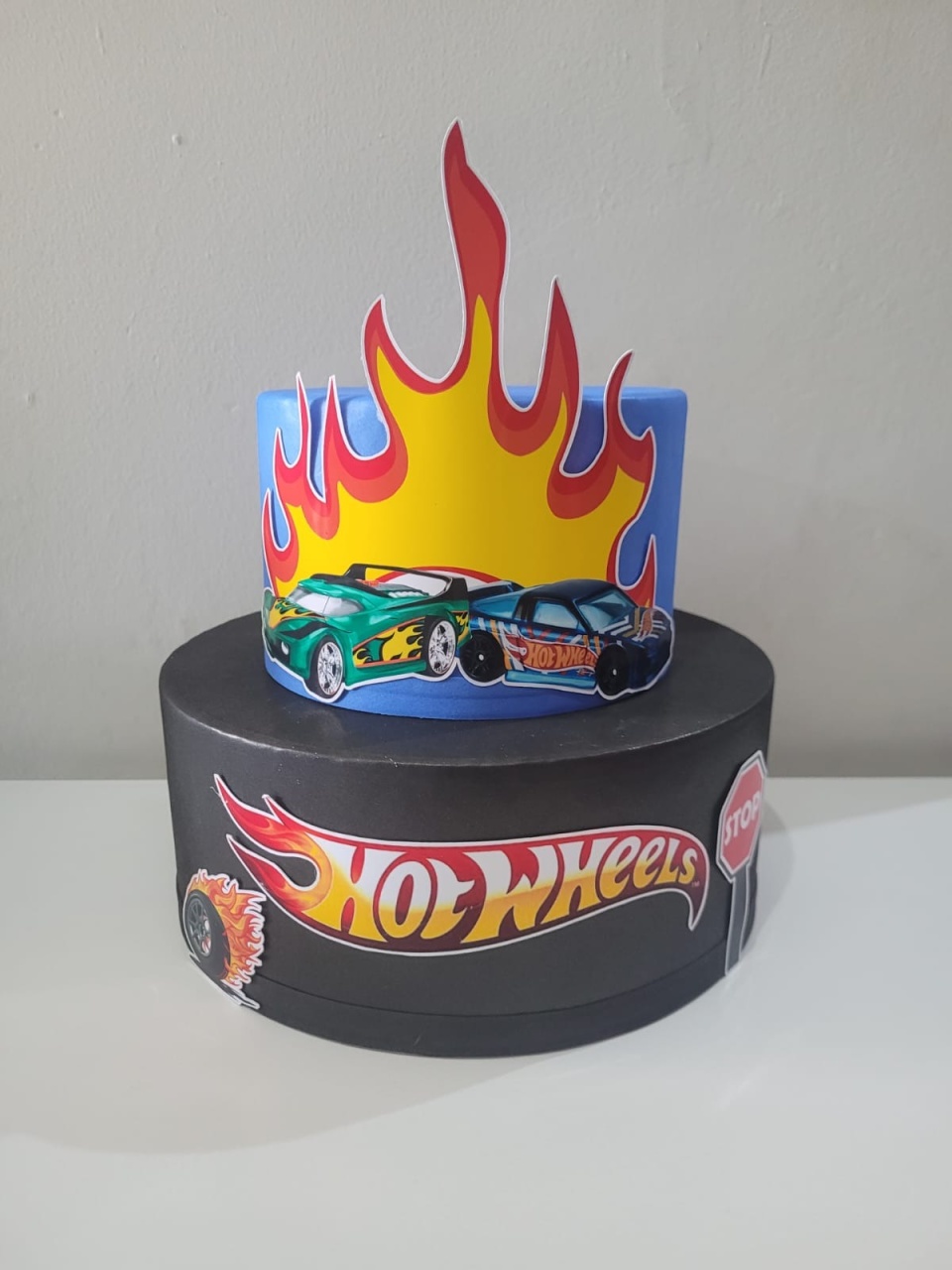 Bolo Hotwheels - Ph Pegue e Monte