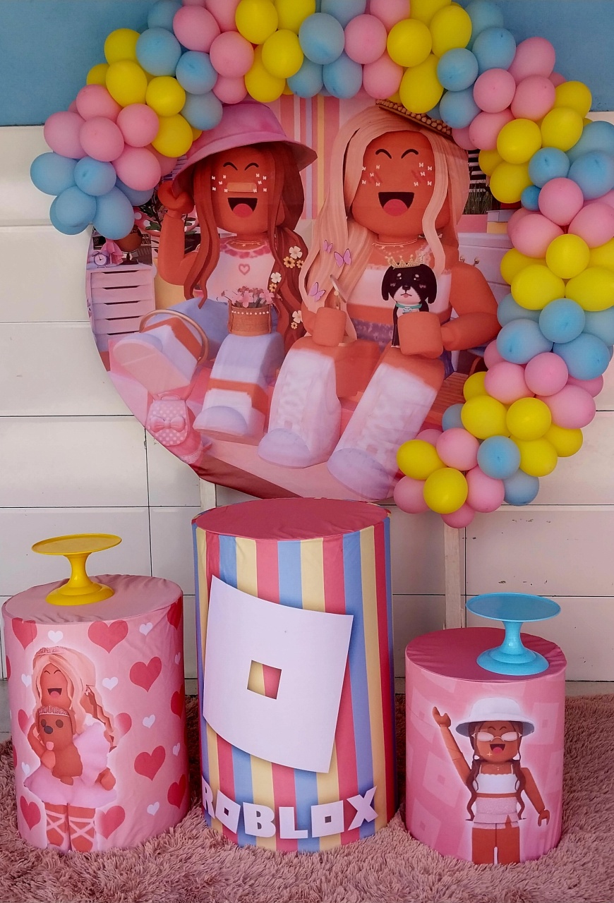 Kit Roblox Rosa  - Naiara Duarte Nunes