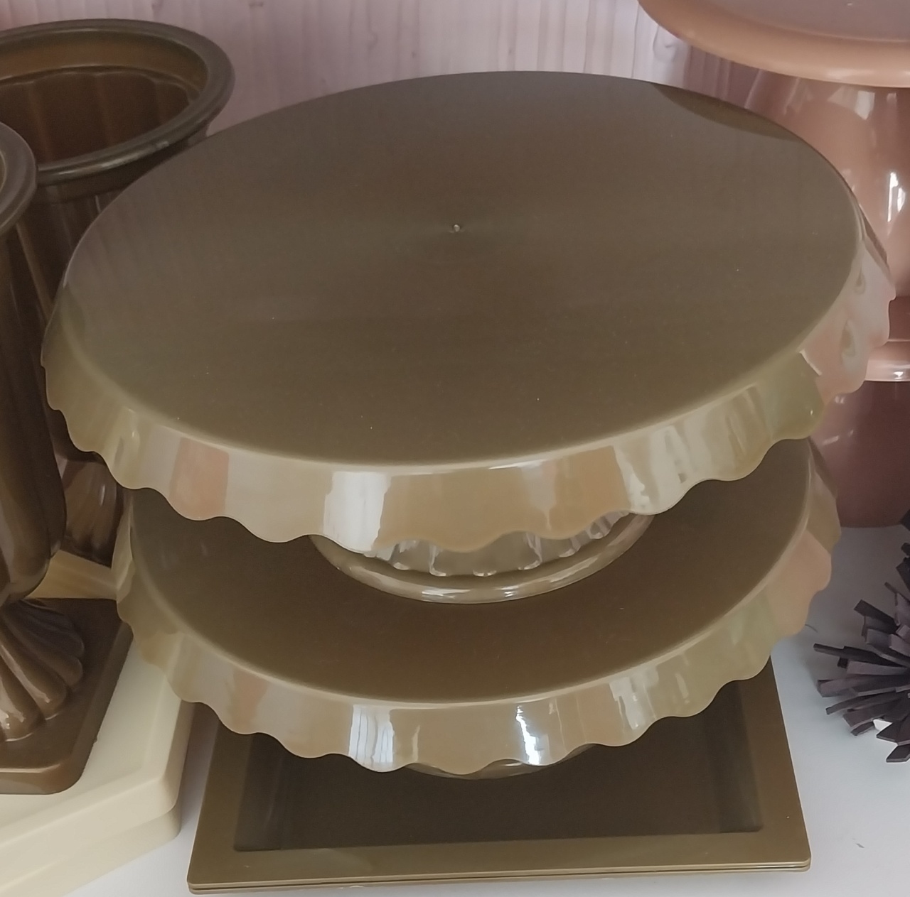 Boleira Ouro Com Bordas - Atelie  Flor Festas