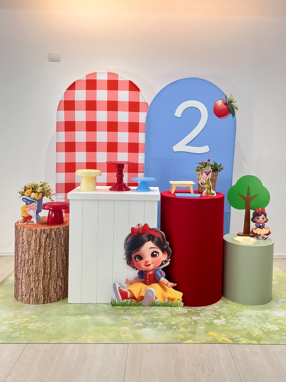 Branca de Neve Romanos - Kit Era Uma Vez - Monte e Feste 