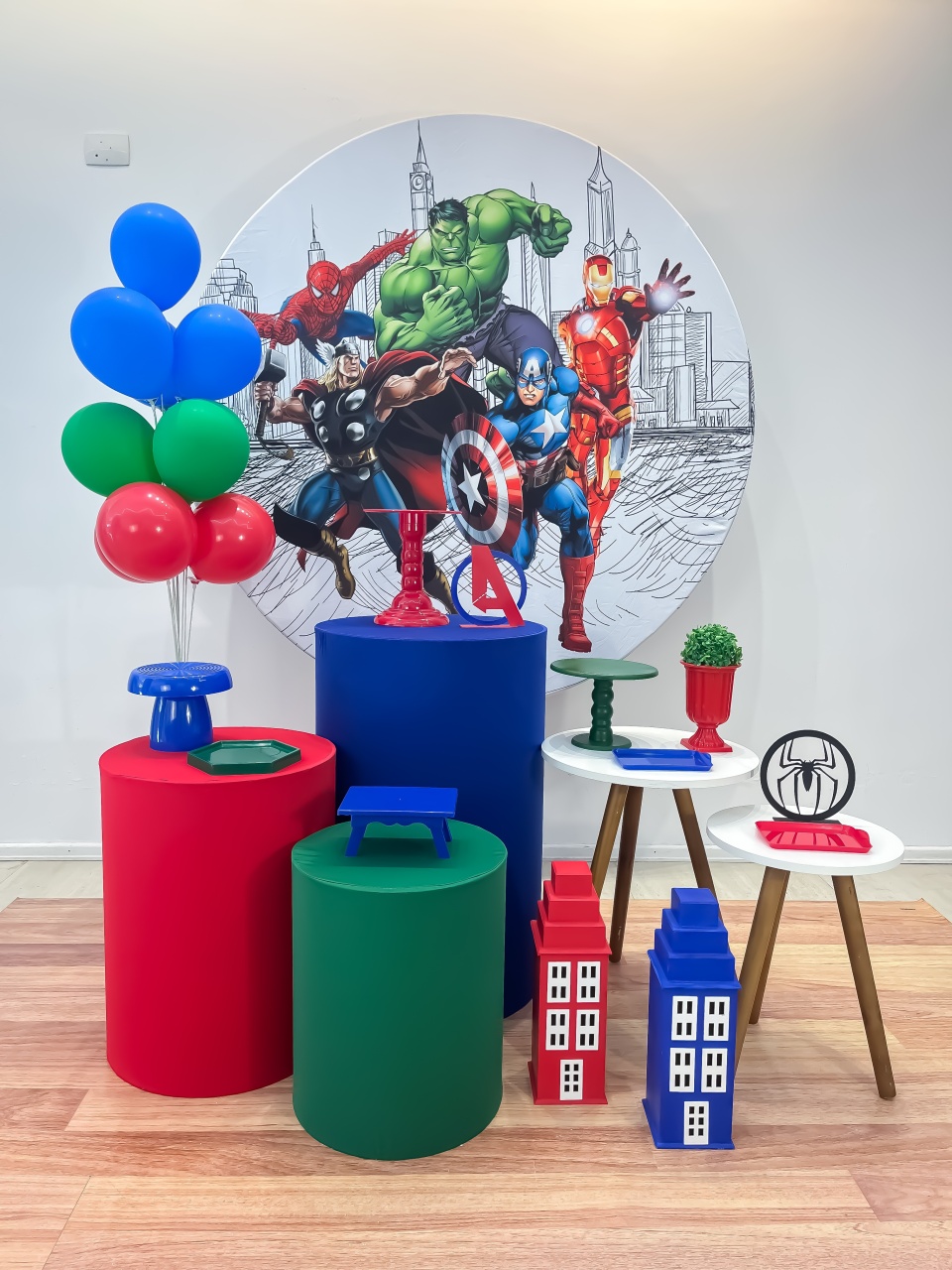 Vingadores - Kit Para Encantar - Monte e Feste 