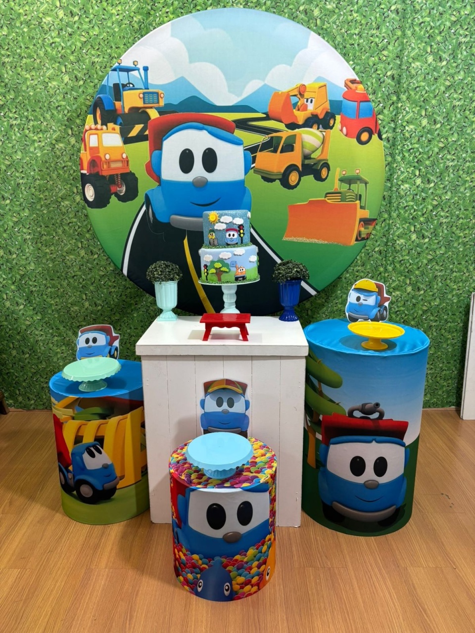 Kit Leo Caminhão 2  - Voar Decorações