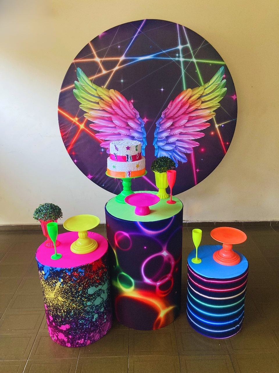Kit Asas Neon - Voar Decorações
