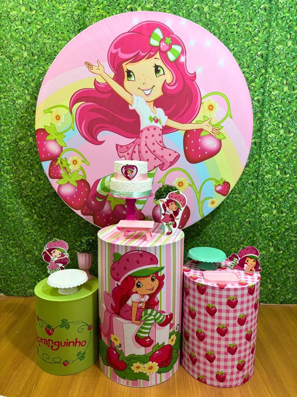 Kit Moranguinho. - Voar Decorações