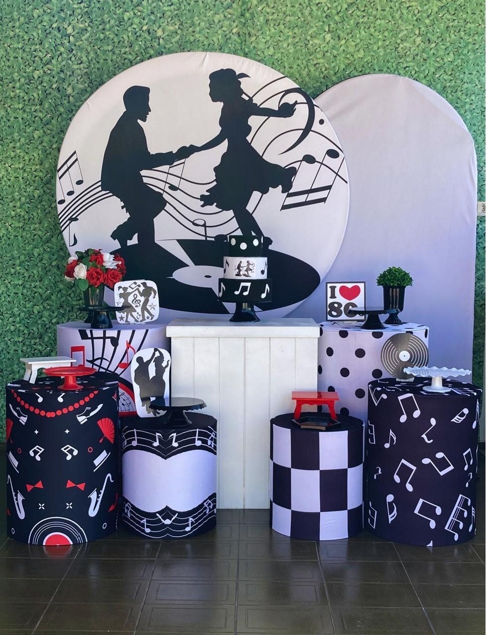 Kit Anos 80 - Voar Decorações