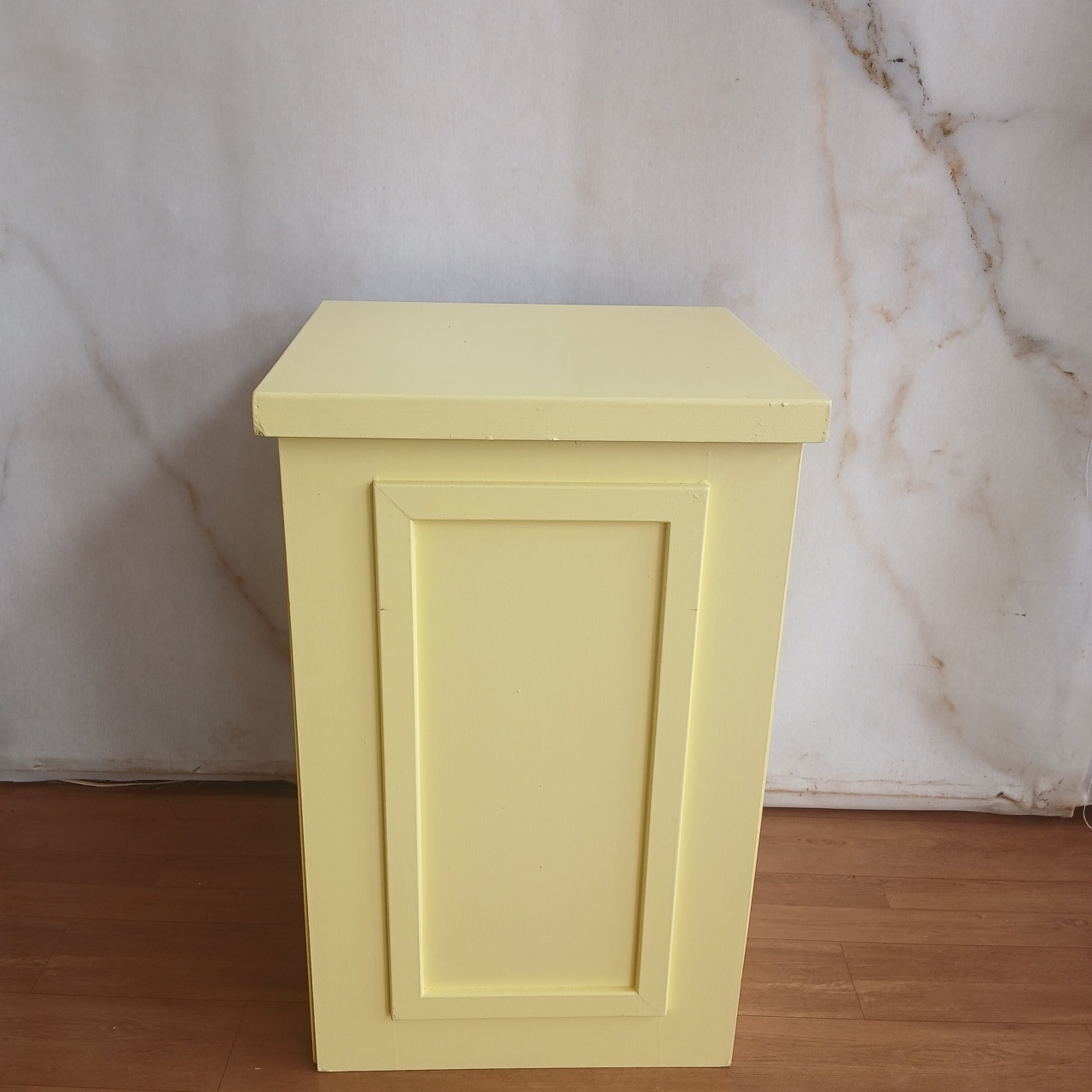 Mesa Cubo Amarela - brunacruanes