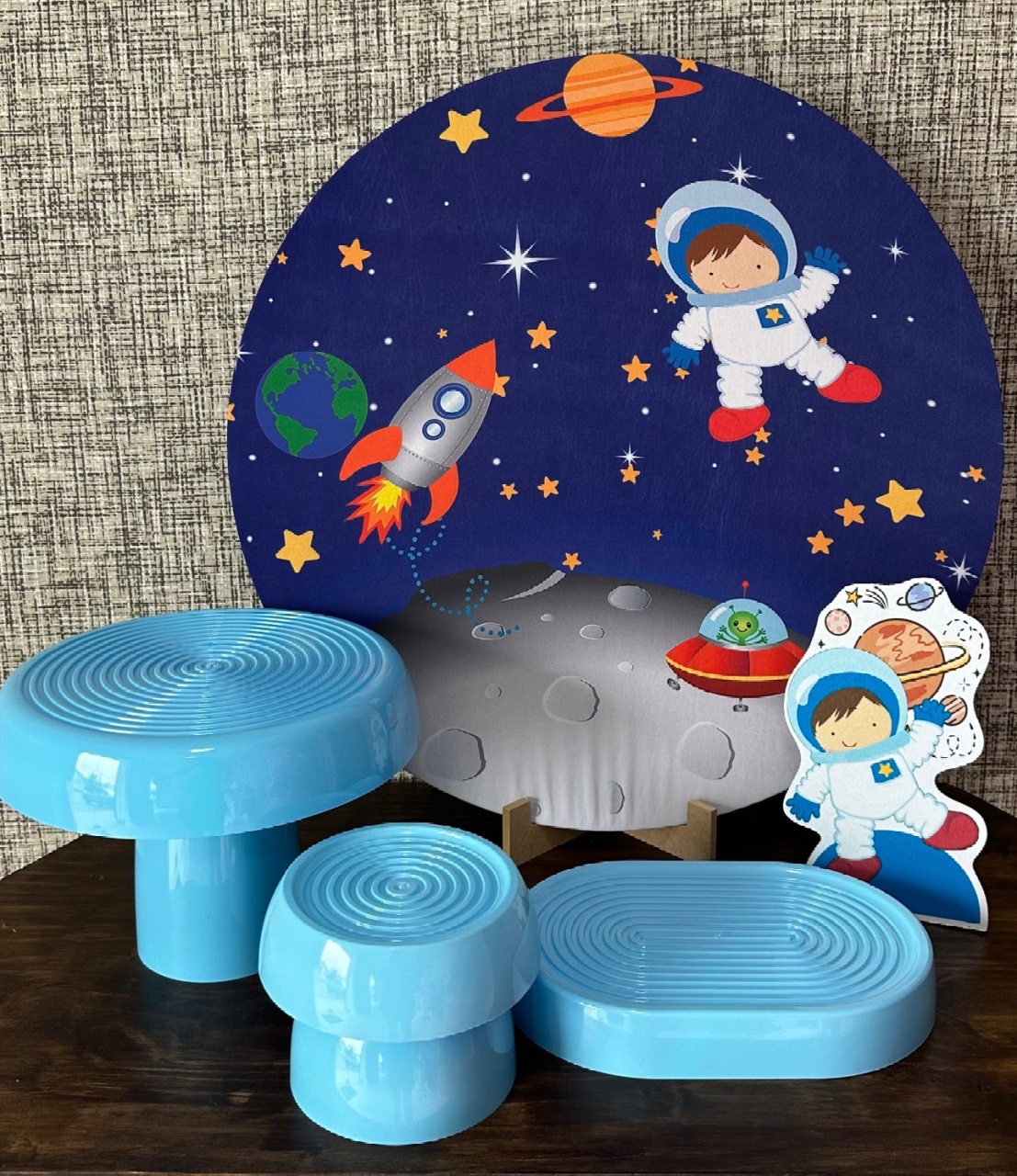 Mini Kit de Mesa Astronauta - Cíntia Rodrigues Pinheiro 