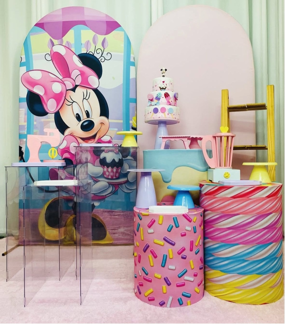 Minnie Confeiteira - Decoracoes4you