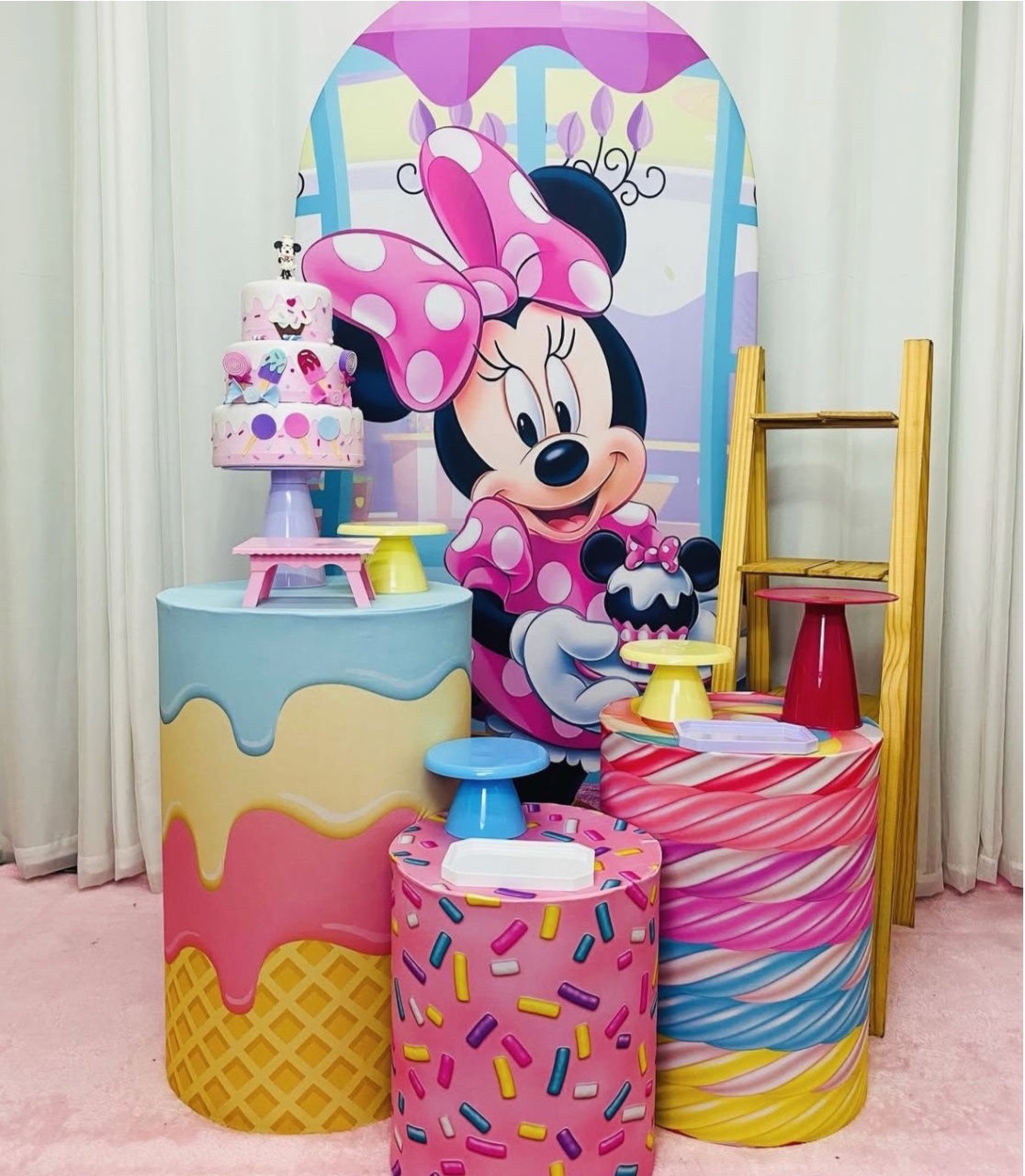 Minnie Confeiteira - Decoracoes4you