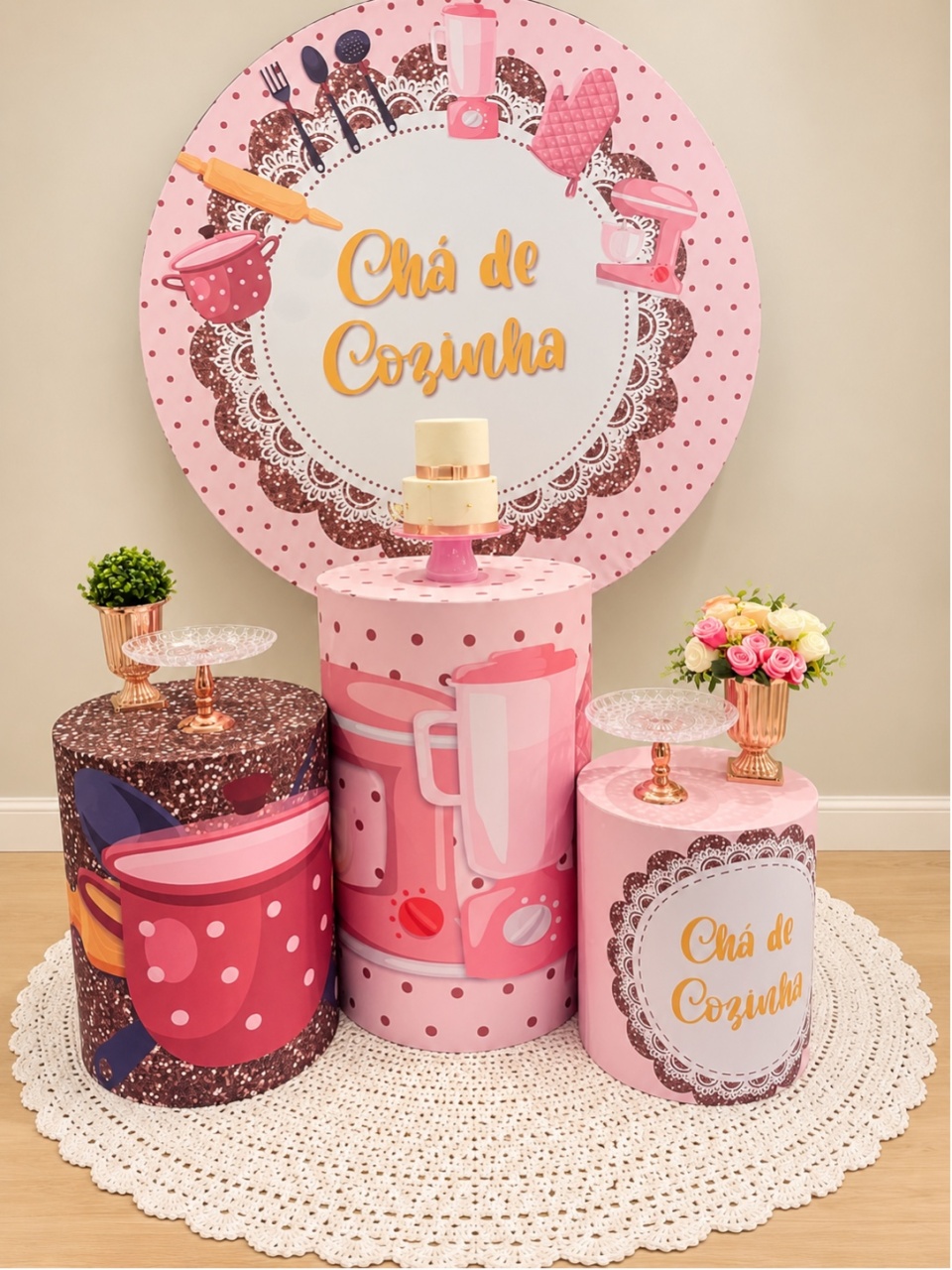 Chá de Cozinha Rosa Com Tapete E Bolo - Decoracoes4you