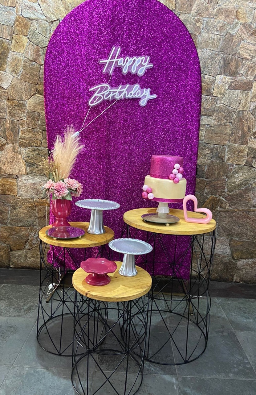 Pegue E Monte: Adulto Pink Luxo  - Princesa Eventos 
