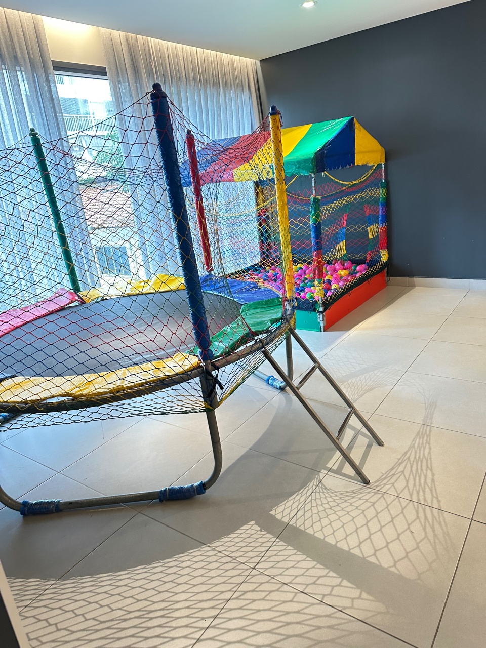 Cama Elástica 2,44X2,44 - Princesa Eventos 